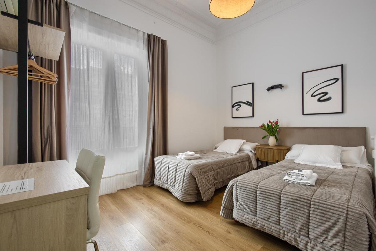 Hostal Besaya Madrid Luaran gambar
