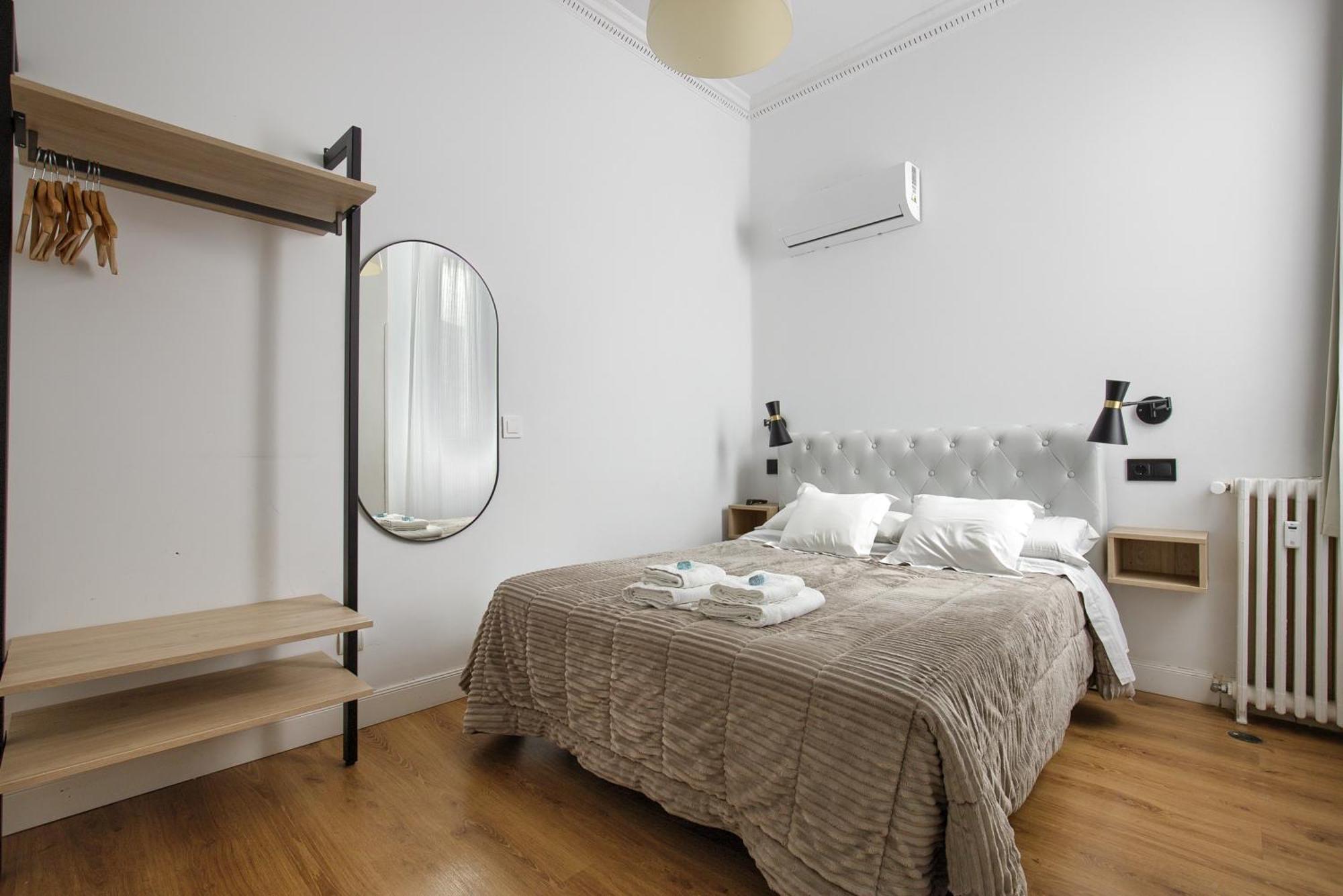 Hostal Besaya Madrid Luaran gambar