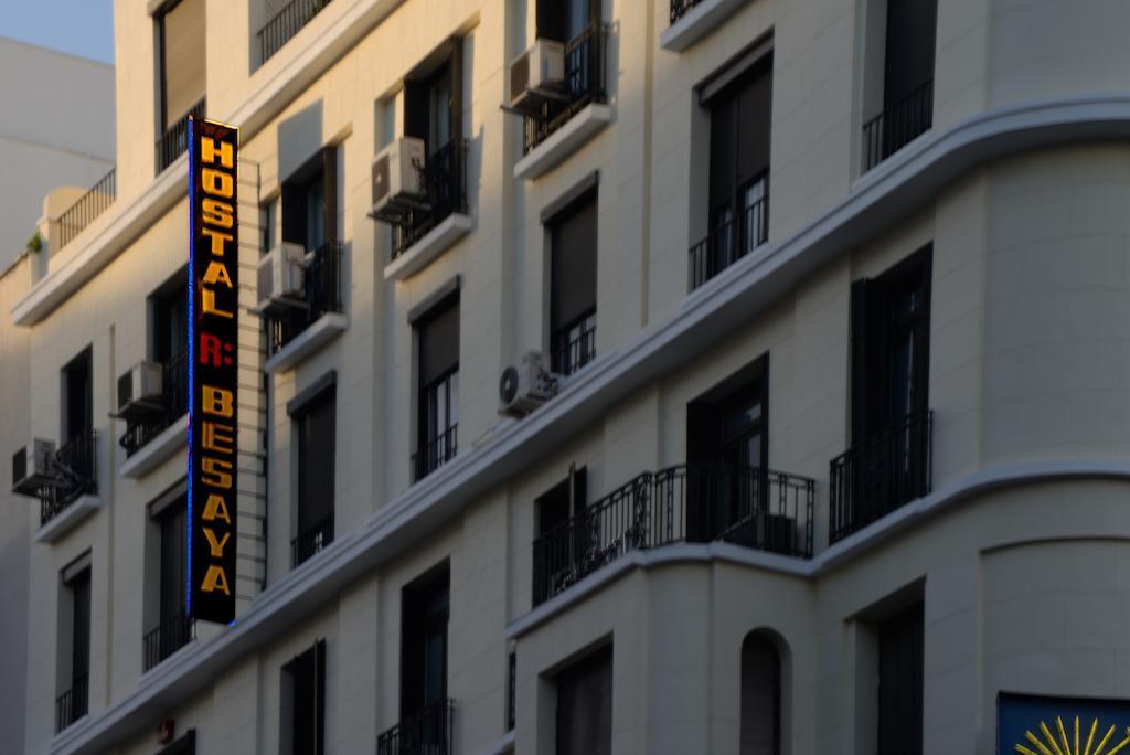 Hostal Besaya Madrid Luaran gambar