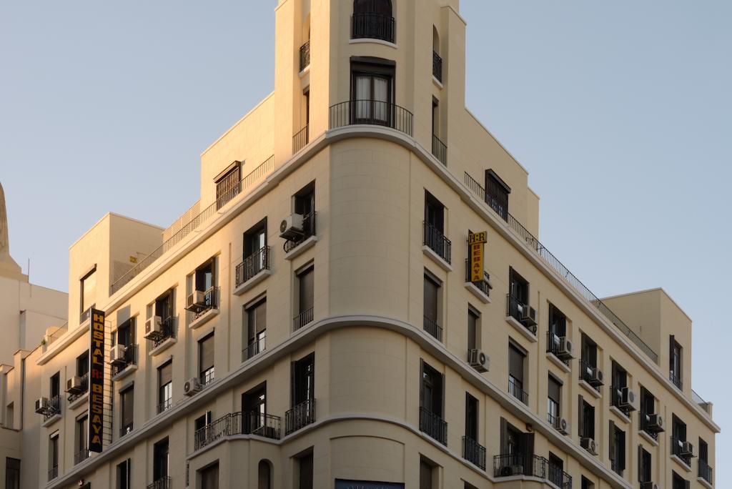Hostal Besaya Madrid Luaran gambar
